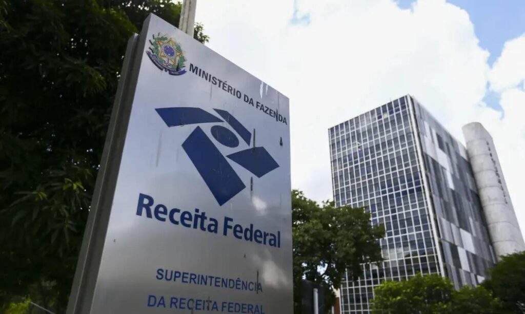 Restituições do Imposto de Renda batem recorde e chegam a 41 bilhões de reais