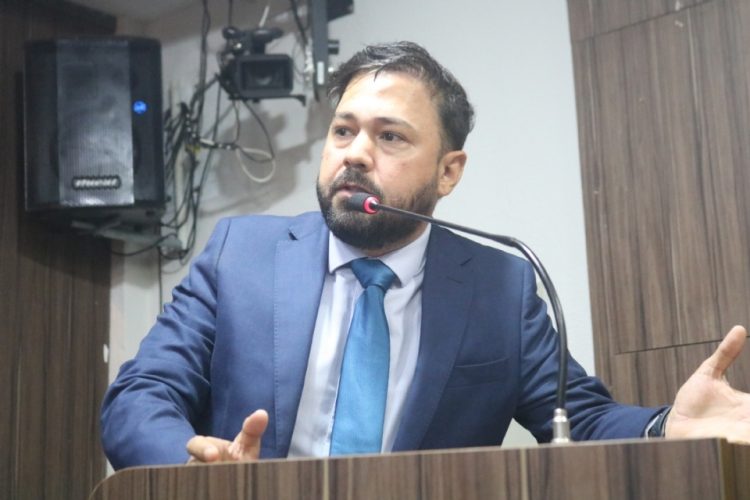 Bruno Rios registra boletim contra Wanderley e afirma que não responderá por atos do presidente