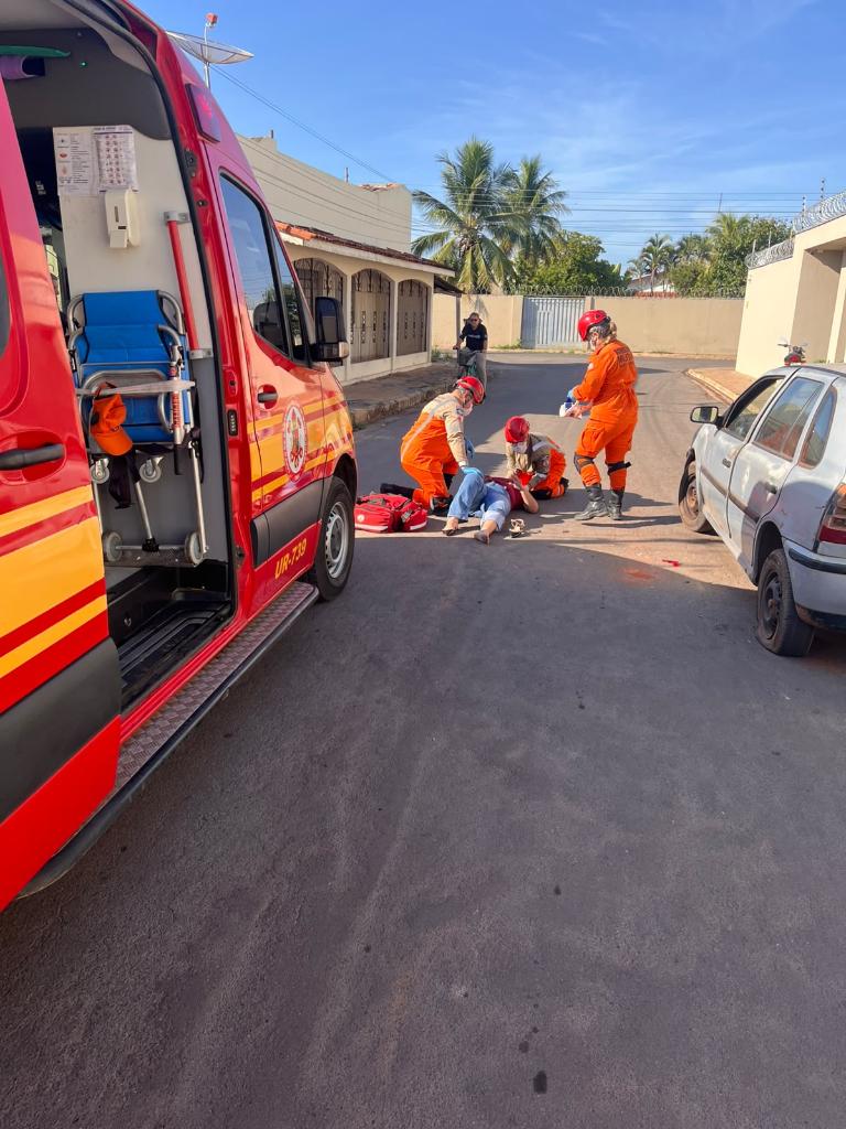 Colisão entre carro e moto deixa duas mulheres feridas em Cáceres