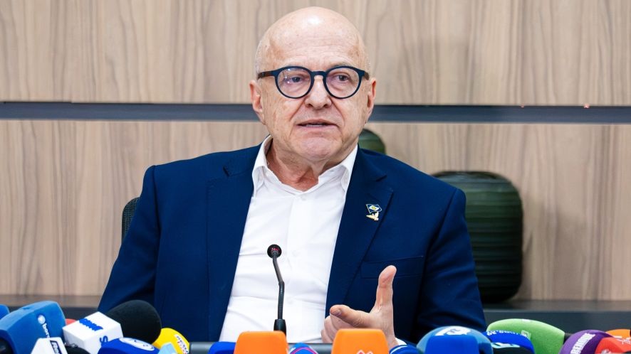 Governador Pivetta anuncia plano para economizar R$ 1 bilhão por ano e reduzir custos da máquina pública